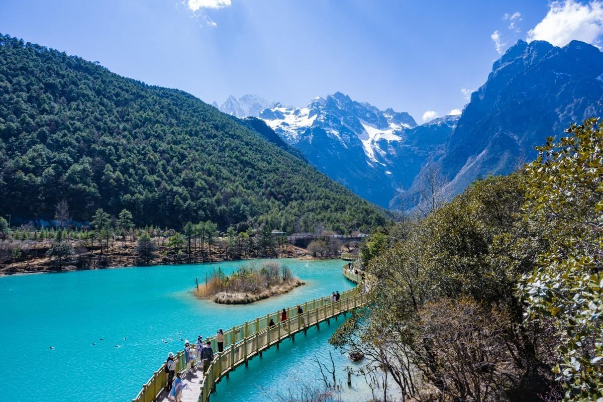 Thung lũng Lam Nguyệt ATOZ-TOUR