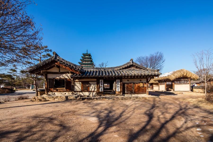 Seoul - Nami – Korean Folk Village- Trải Nghiệm Đào Sâm - atoztour - 2