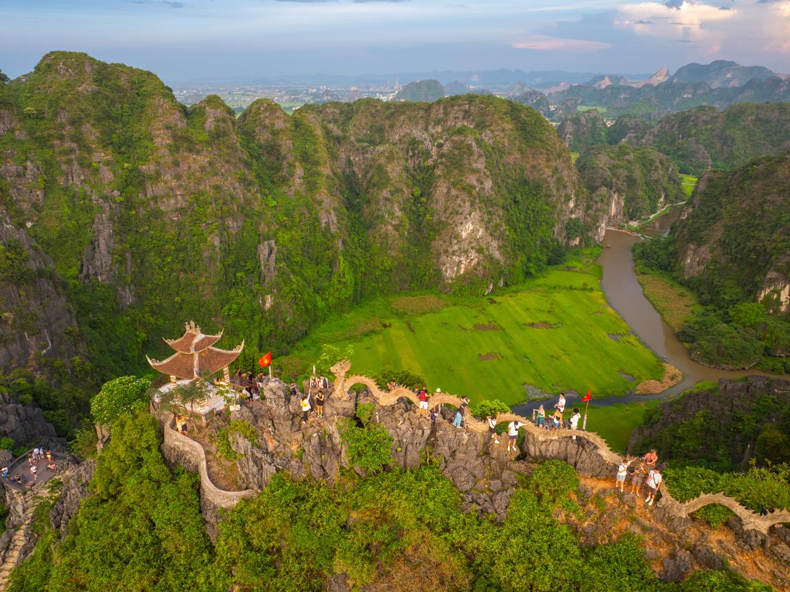 Tour Hà Nội - Bái Đính – Tràng An – Hang Múa – Hà Nội - atoztour - 3